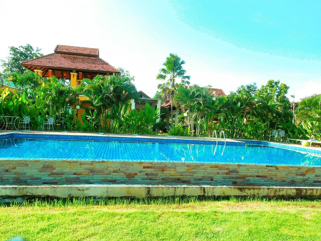 Palm Spa Village Resort Mae Rim Exteriér fotografie
